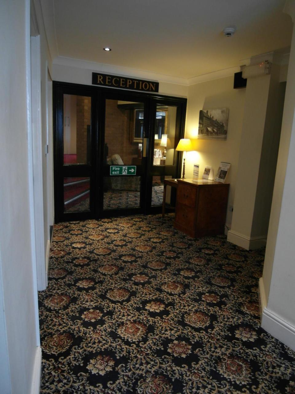 Best Western The George Hotel, Swaffham Exterior photo